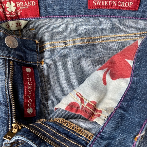 Lucky Brand Cropped Jeans - Picture 6 of 11